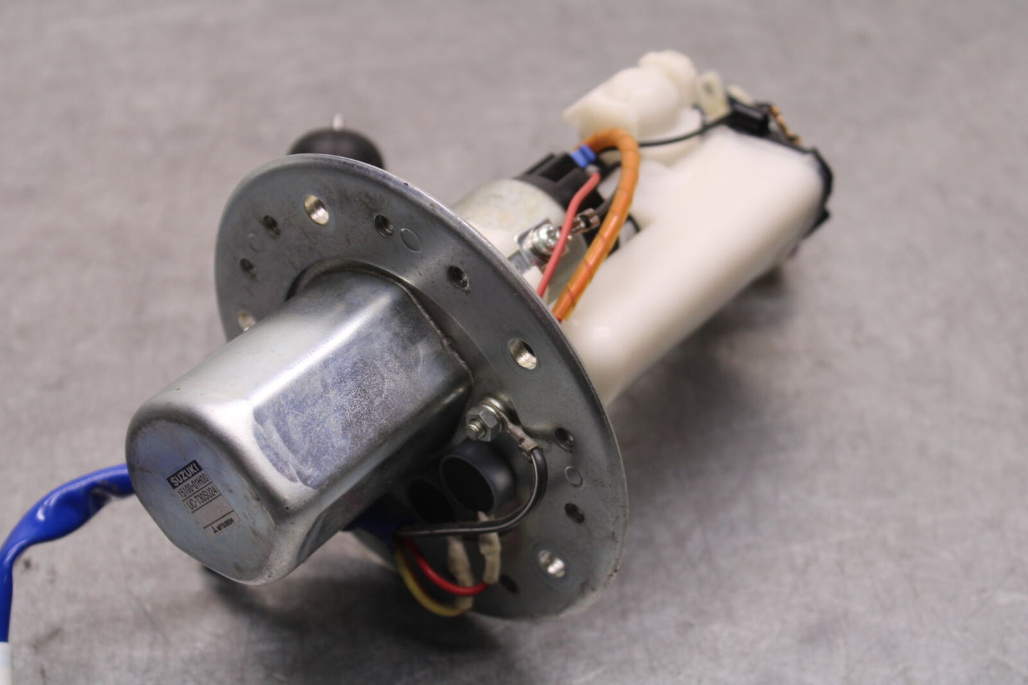 06-07 SUZUKI GSXR750 FUEL PUMP GAS PETROL SENDER UNIT 15100-01H00 BB670