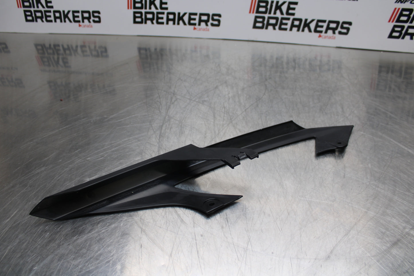 23-24 KAWASAKI NINJA ZX14R NEW!! REAR BACK DRIVE CHAIN GUARD COVER SHIELD BB153