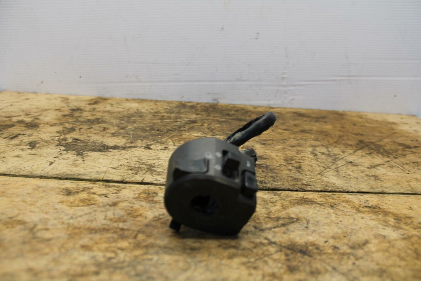 04-07 DUCATI ST3 LEFT CLIP ON HANDLE HORN SIGNALS SWITCH SWITCHES BB347