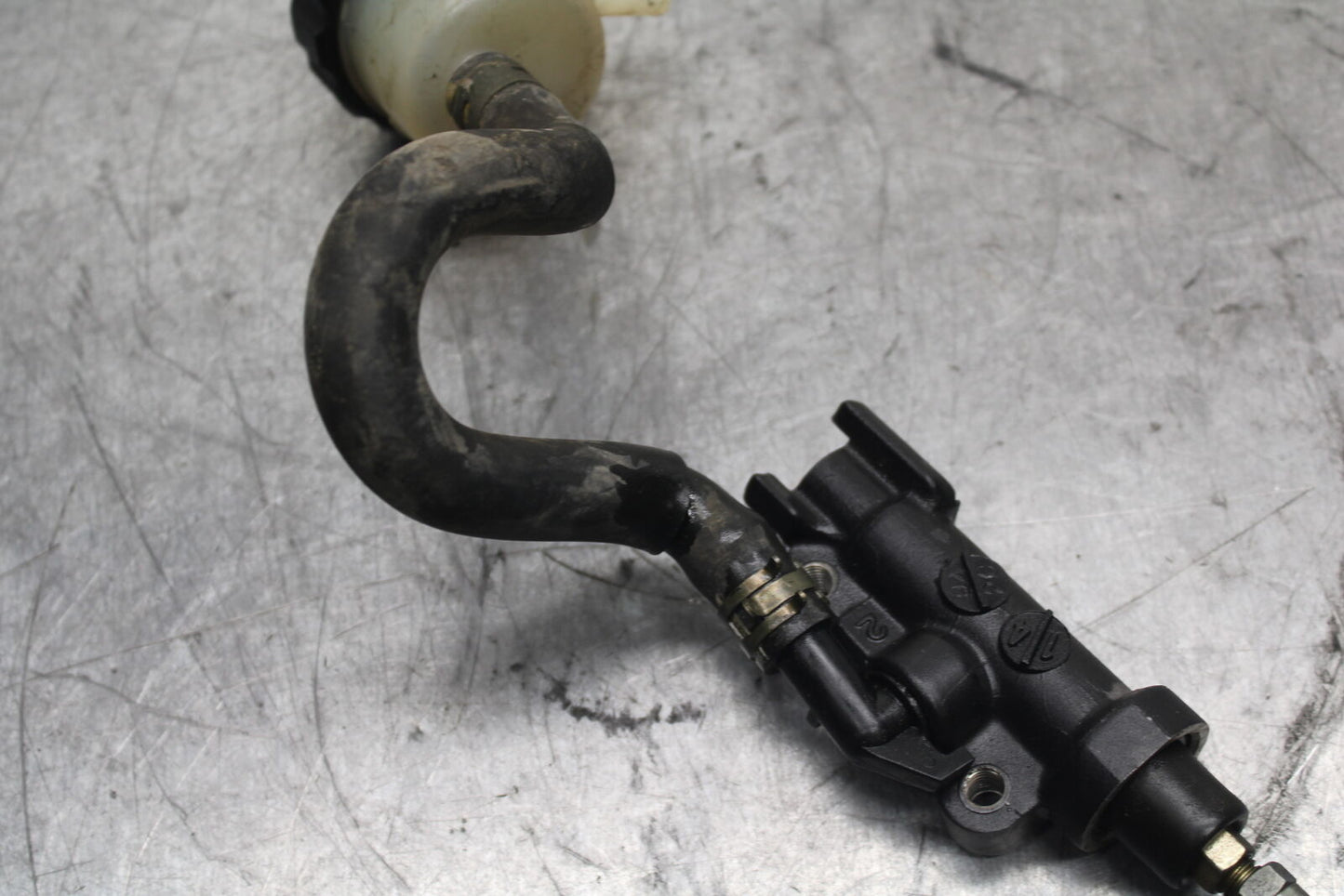 96-07 YAMAHA YZF600R REAR BACK BRAKE MASTER CYLINDER W RESERVOIR BB746