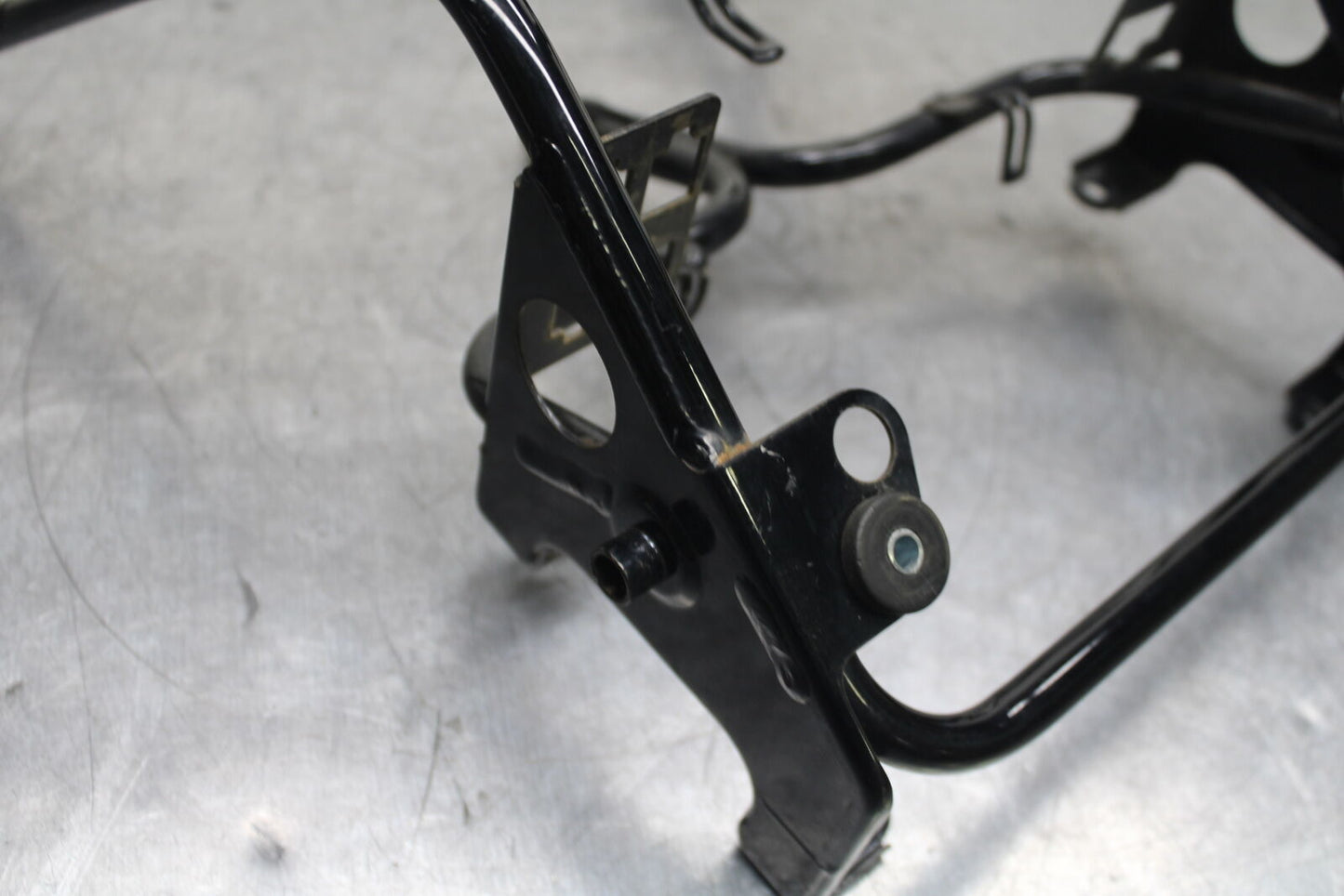 84 HONDA INTERCEPTOR 750 VF750F UPPER FAIRING MIRROR GAUGES STAY BRACKET BB108
