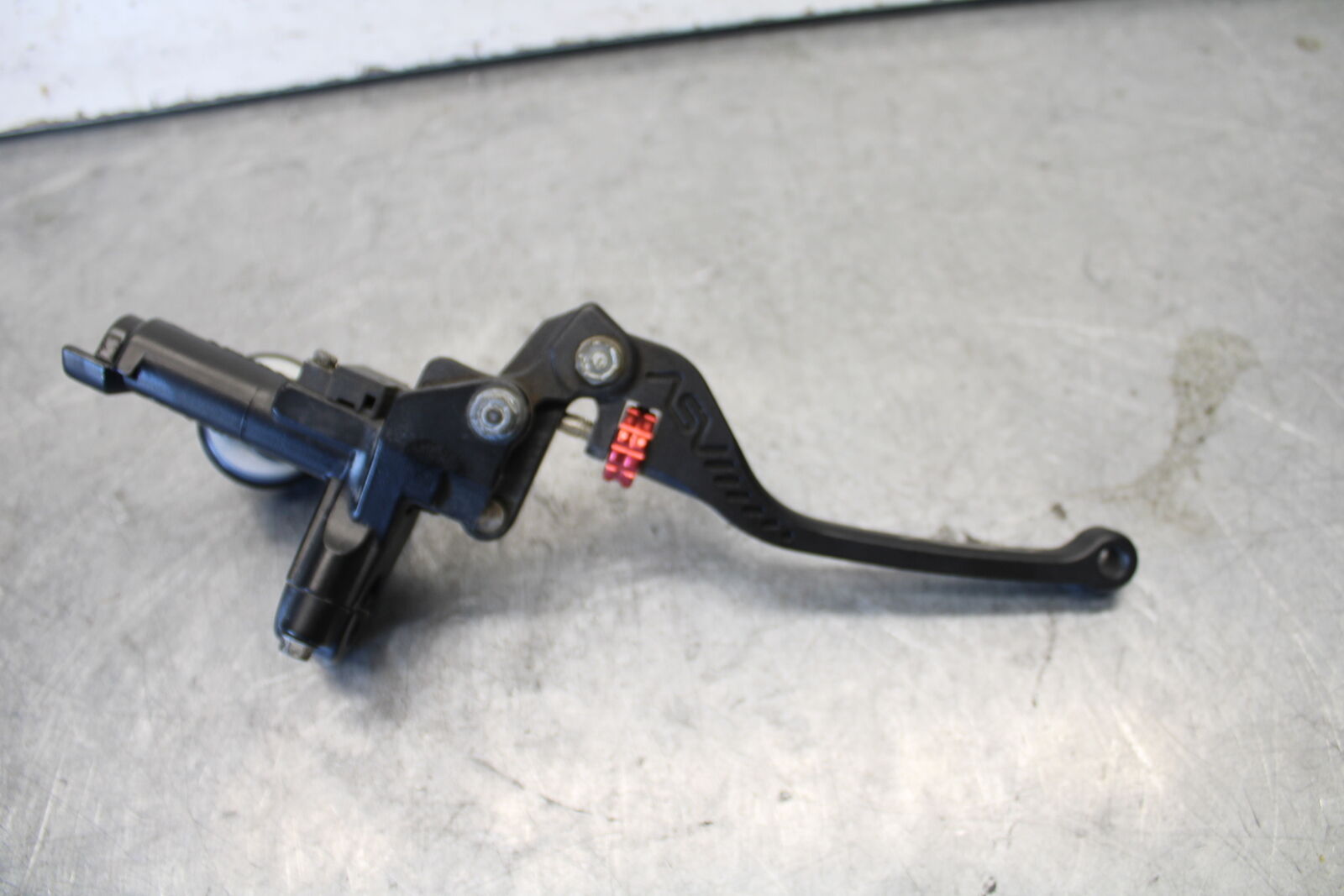 03-07 SUZUKI SV1000S HYDRAULIC CLUTCH MASTER CYLINDER w/ LEVER BB657