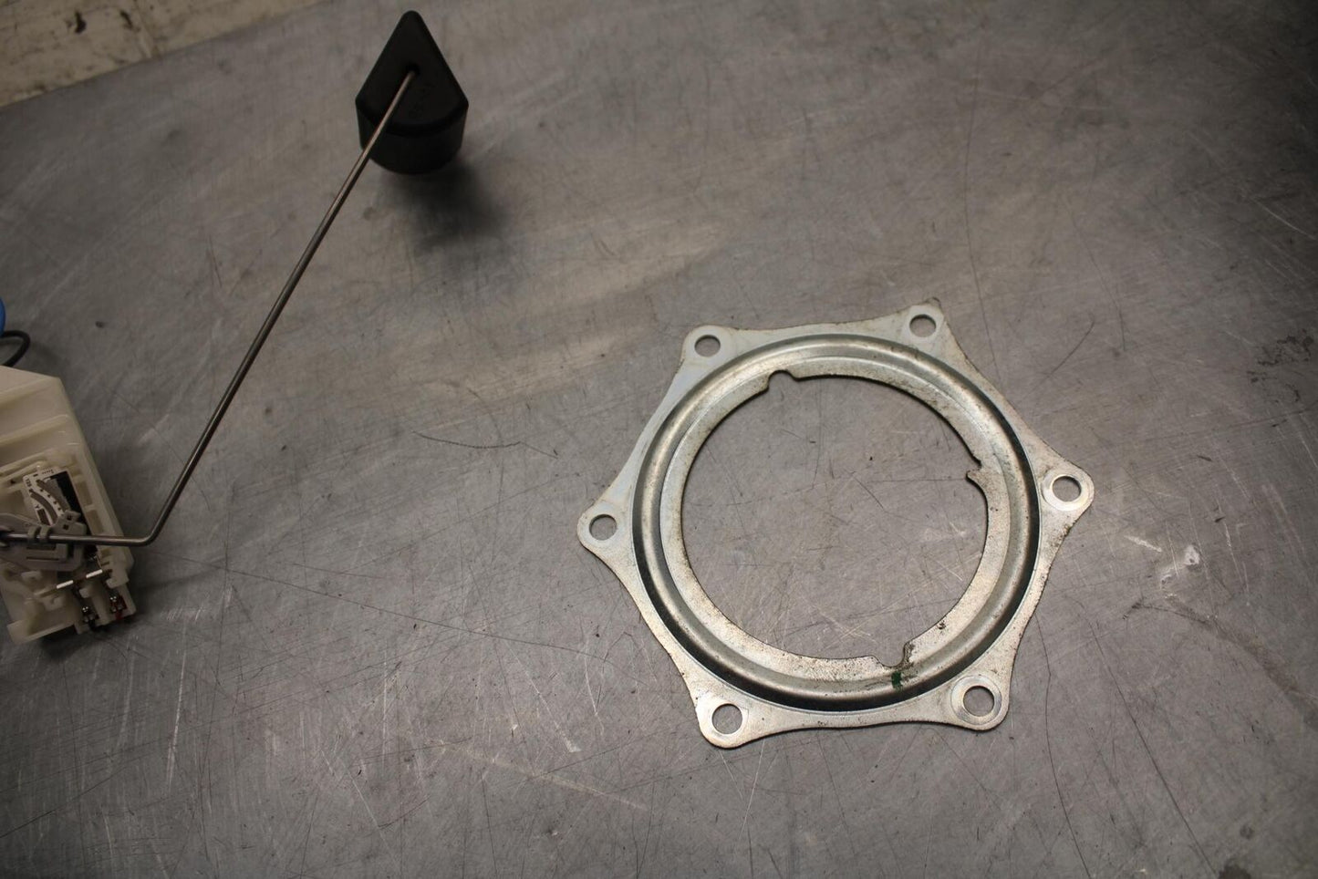 07-12 HONDA CBR600RR FUEL PUMP GAS PETROL SENDER UNIT 16700-MFJ-D02 BB500