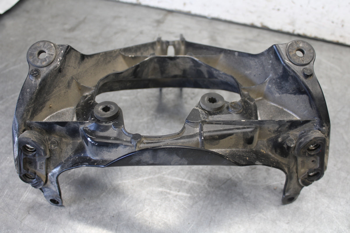 06-07 SUZUKI GSXR 600 UPPER FAIRING MIRROR GAUGES STAY BRACKET BB694