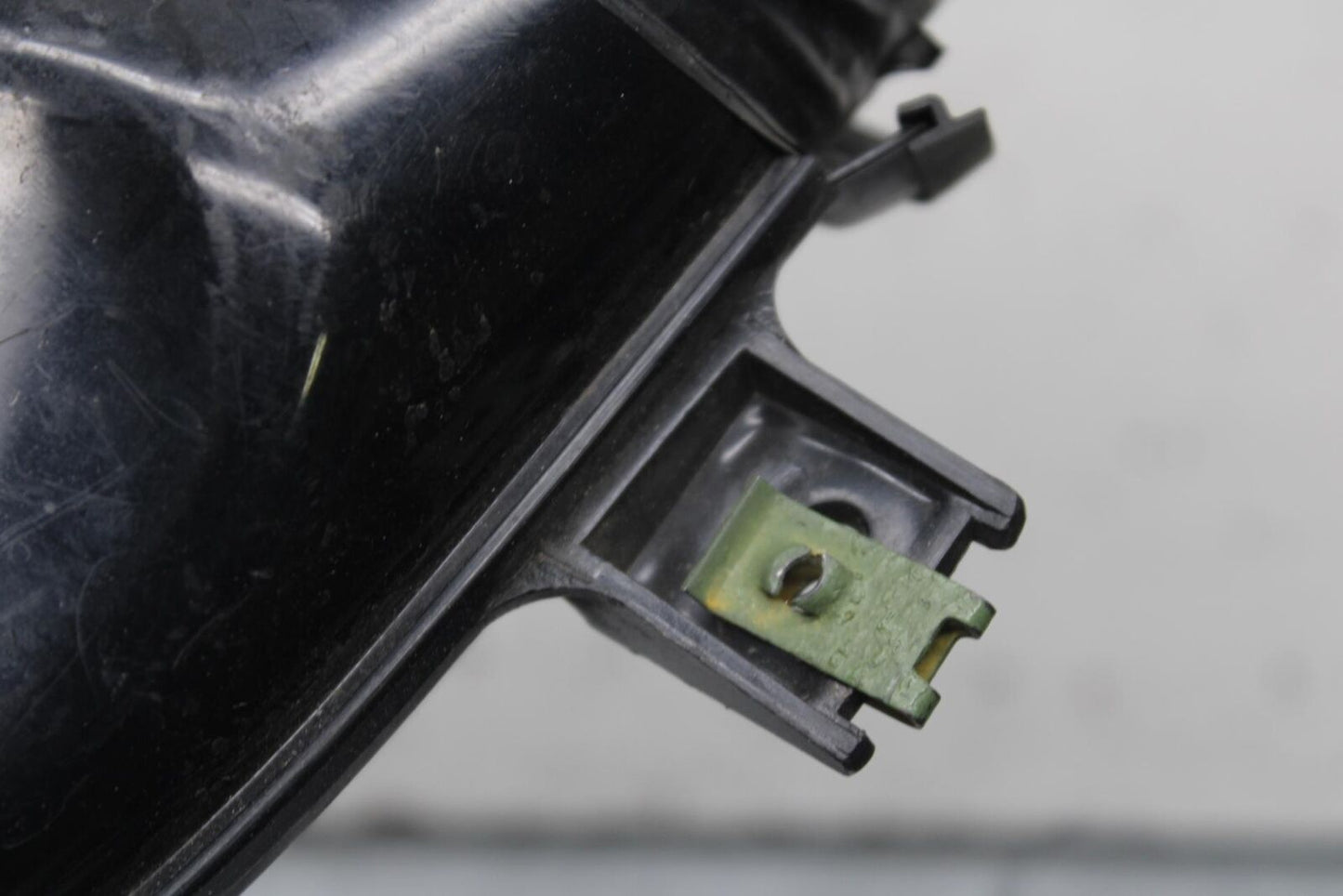 01-03 SUZUKI GSXR600 RIGHT LEFT AIR INTAKE DUCTS 94420-35F13 94430-35F11 BB633