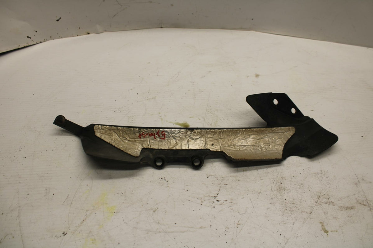 06 YAMAHA YZF R1 REAR BACK MUFFLER EXHAUST PIPE COVER HEAT SHIELD GUARD BB282