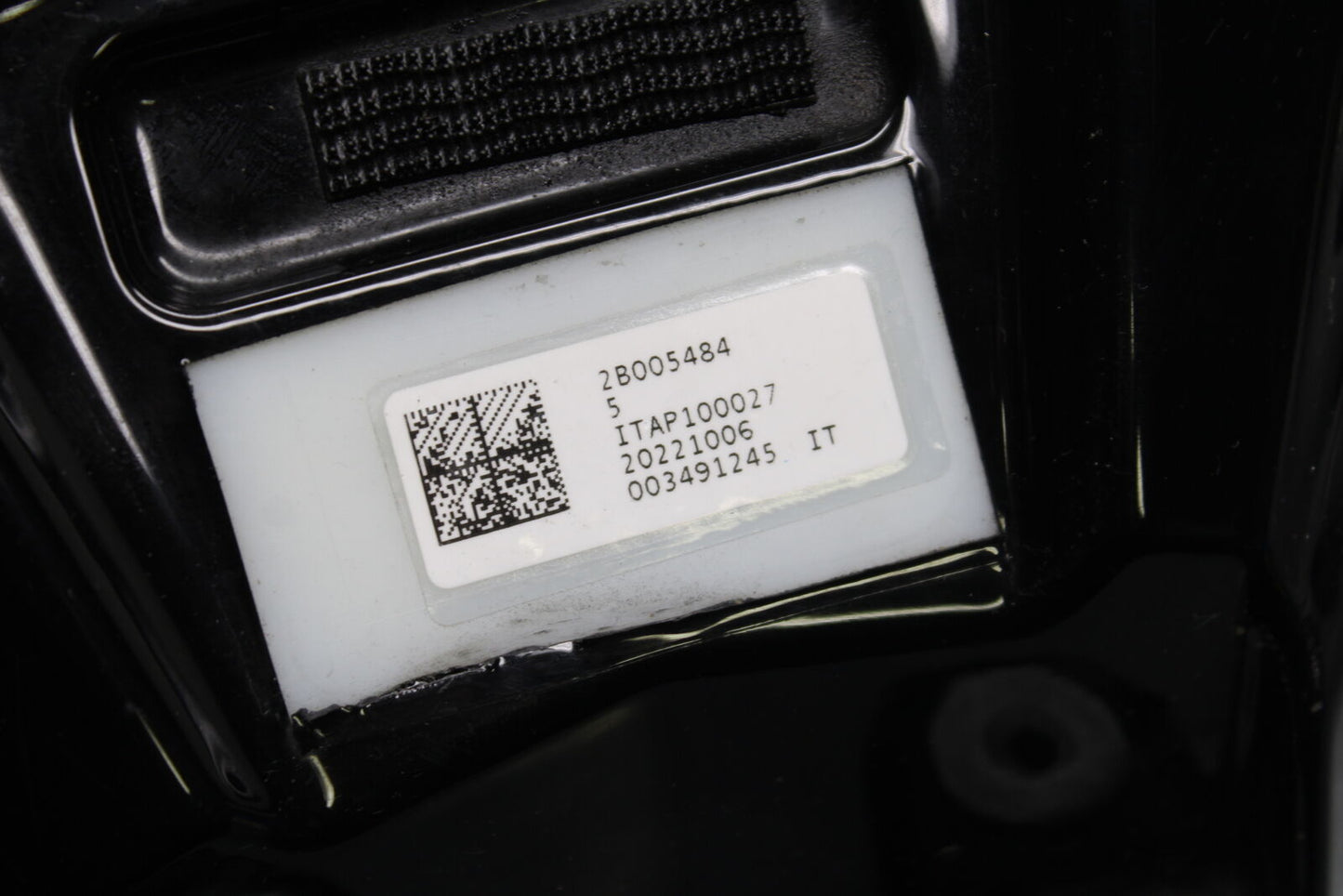 21-24 APRILIA TUONO 660 FACTORY GAS TANK FUEL CELL PETROL RESERVOIR BB733