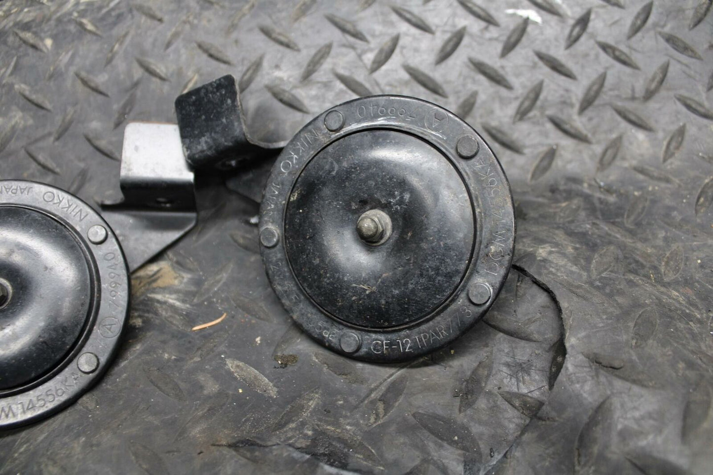 86 SUZUKI GS750ES HORN SIGNAL BB233