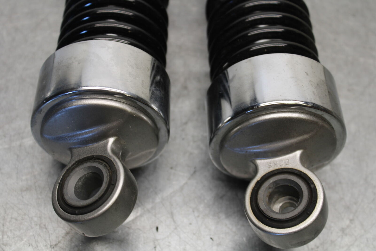 19-21 TRIUMPH SPEED TWIN 1200 REAR BACK SHOCK ABSORBER T2050599 BB653
