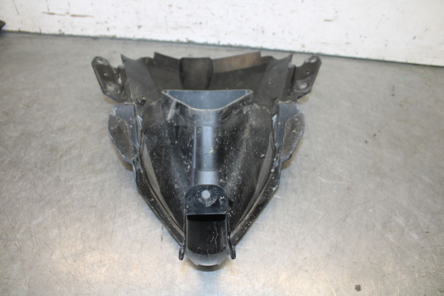 19-23 KAWASAKI NINJA ZX6R FRONT CENTER COWL FAIRING BB701