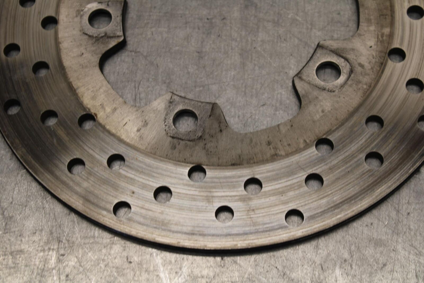 01-03 SUZUKI GSXR600 REAR ROTOR BACK BRAKE DISC 69211-33E00 BB639