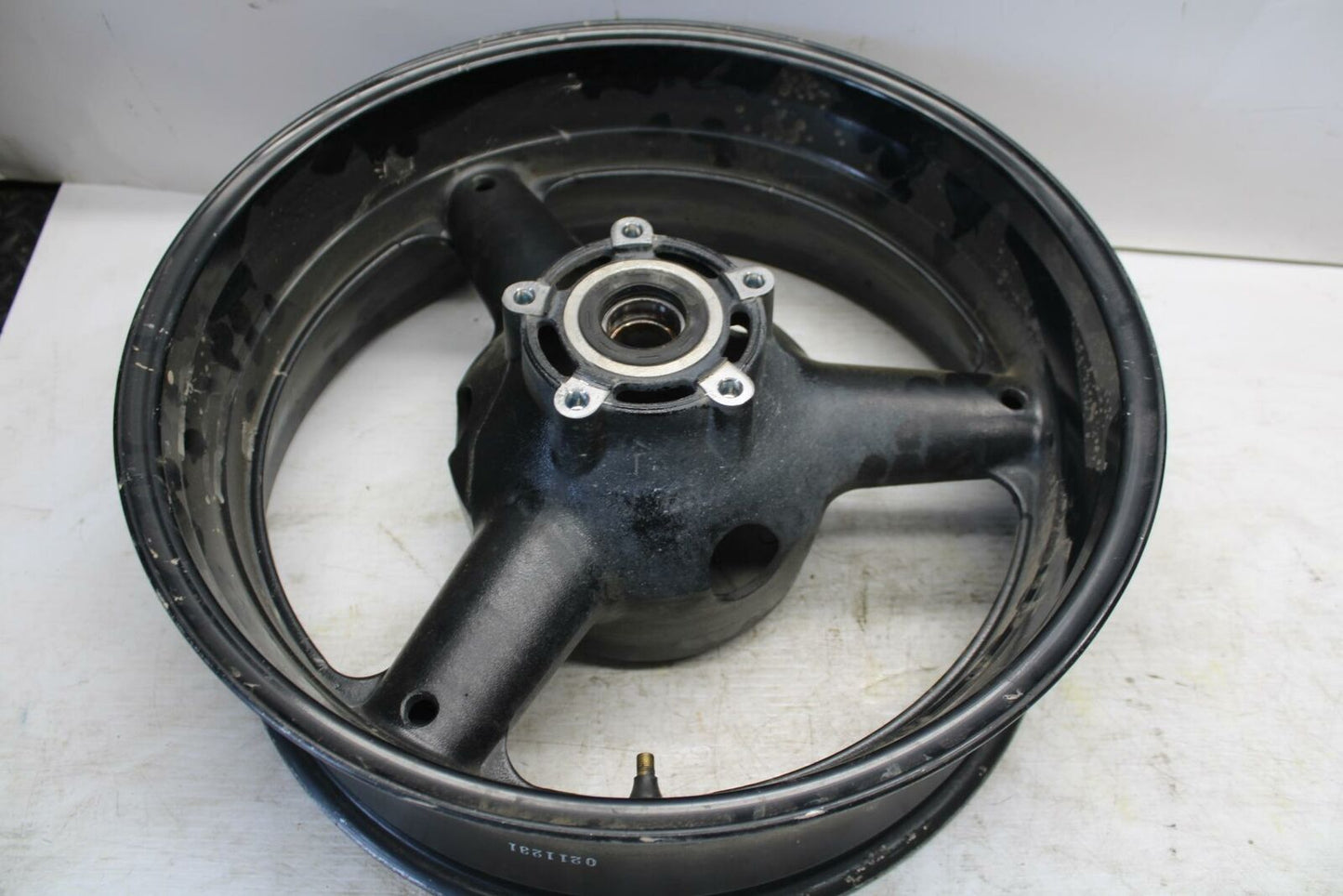 00-07 SUZUKI HAYABUSA REAR WHEEL BACK RIM64111-33E11-35W BB281