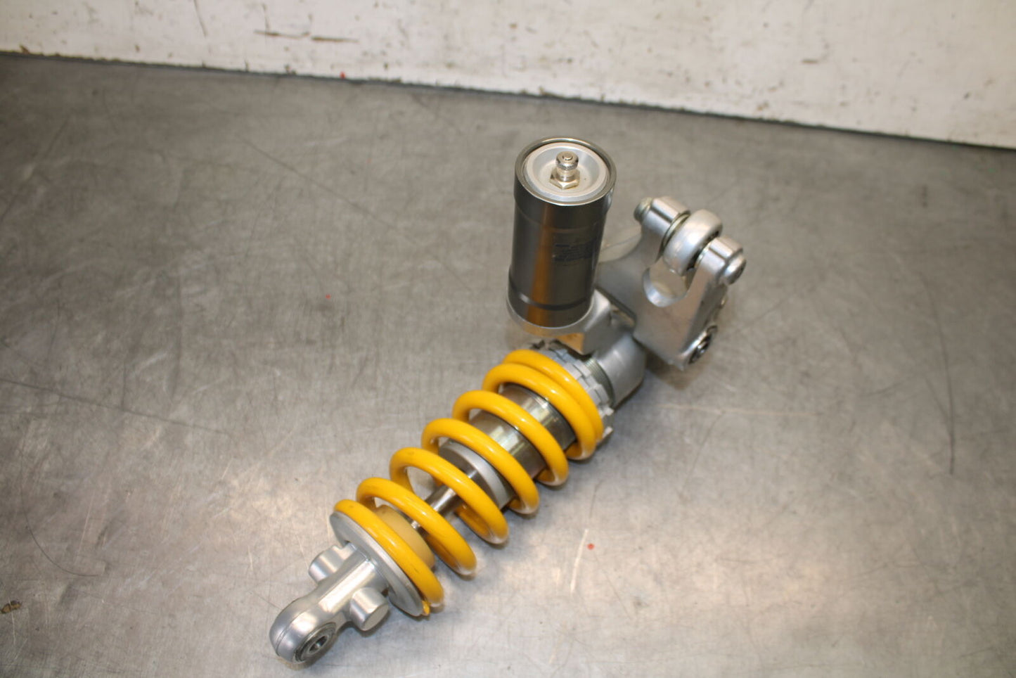 12-15 DUCATI 1199 PANIGALE REAR BACK SHOCK ABSORBER SUSPENSION BB705
