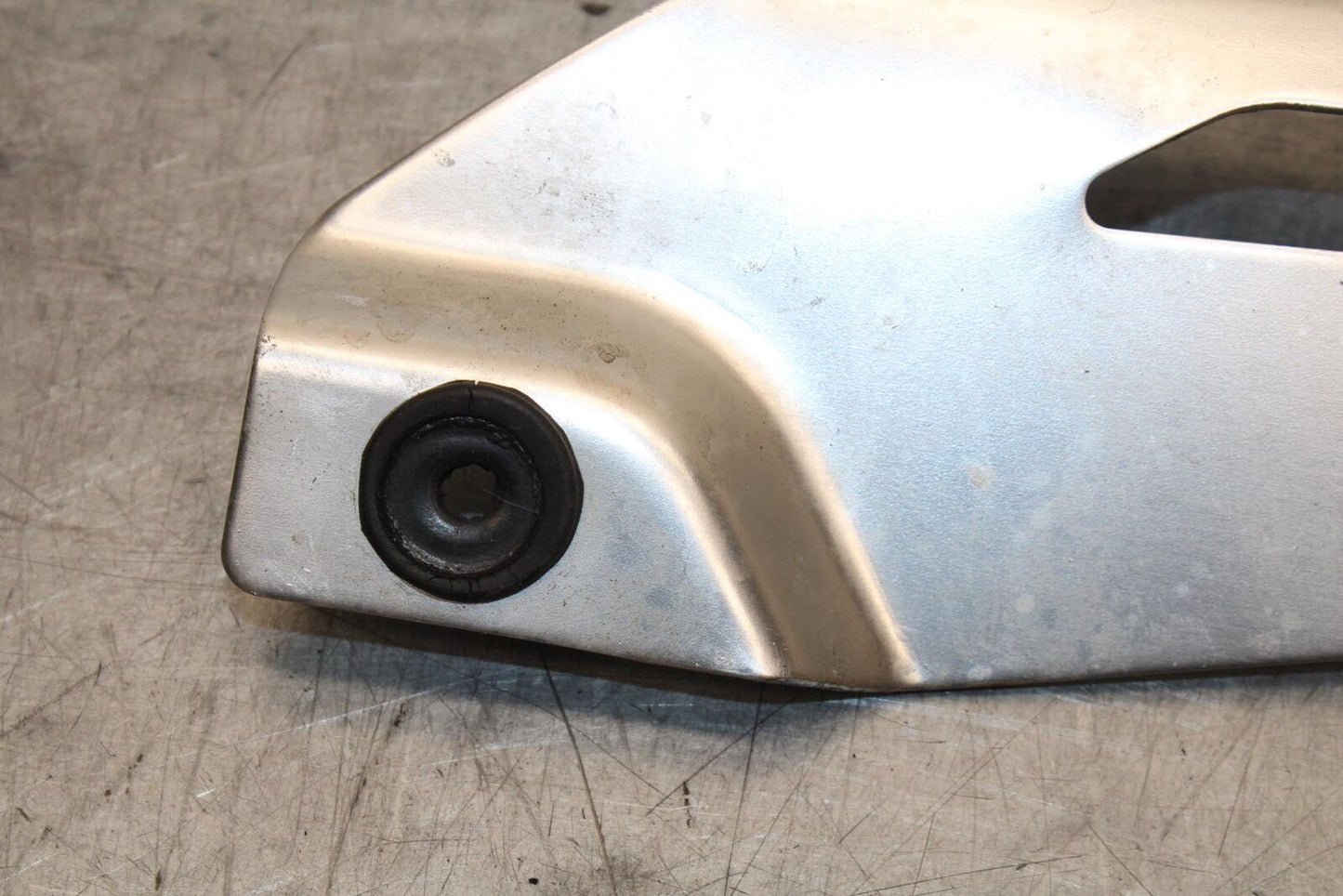 1997 Suzuki Bandit 1200 GSF1200S ALUMINUM REAR BACK CHAIN GUARD COVER BB559