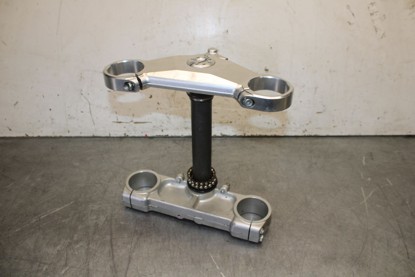 08-10 DUCATI 848 FRONT FORKS CLAMP TRIPLE TREE STEM SET BB705