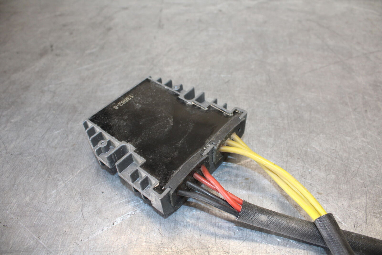 01-06 TRIUMPH TIGER 955I RECTIFIER VOLTAGE REGULATOR BB693