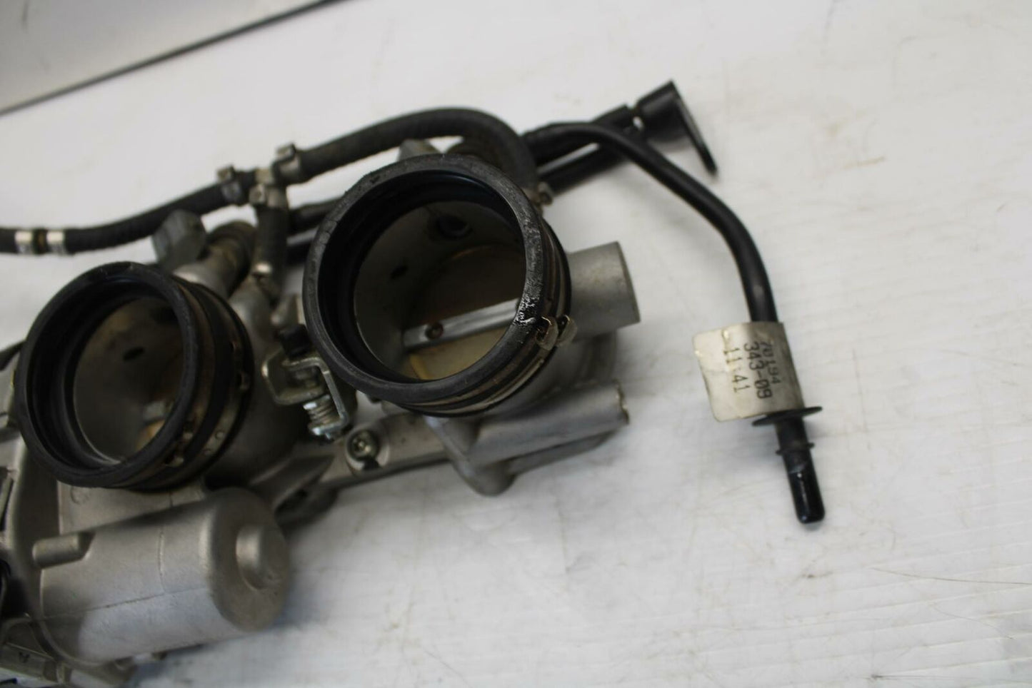 10-11 APRILIA RSV4 MAIN FUEL INJECTORS /FRONT THROTTLE BODIES BB268