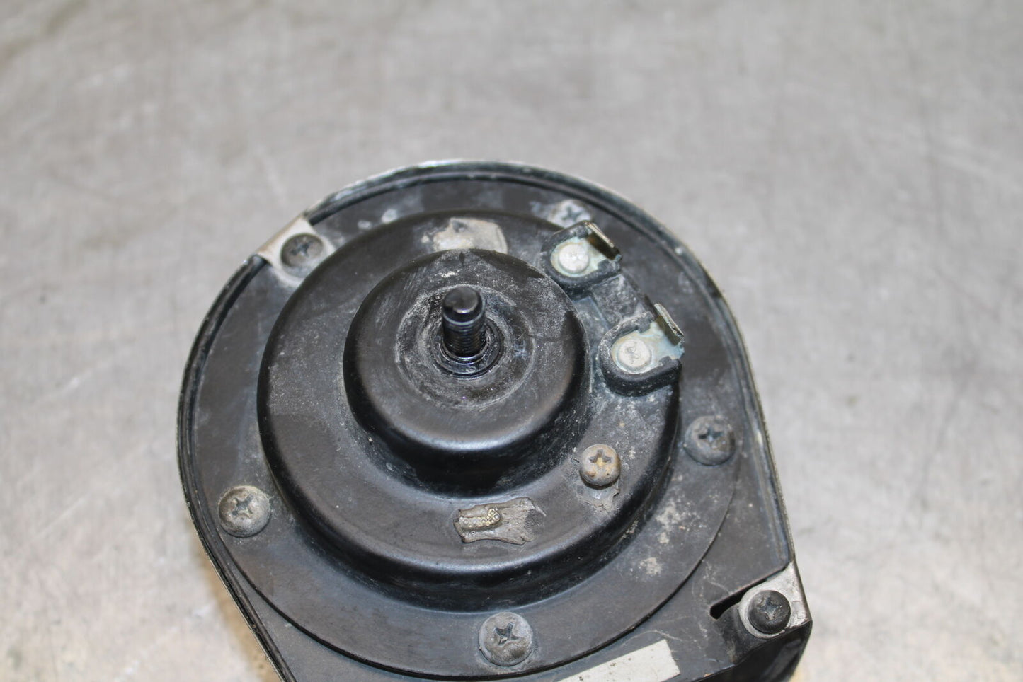 87-03 SUZUKI INTRUDER 1400 VS1400GLP HORN SIGNAL BB702