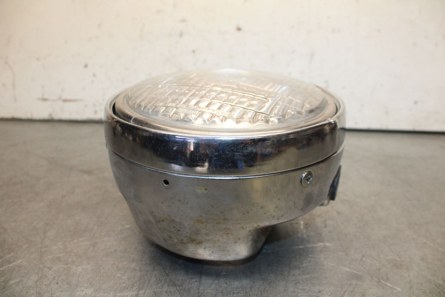 85-86 SUZUKI MADURA 1200 SINGLE HEADLIGHT HEAD LAMP LIGHT BB691