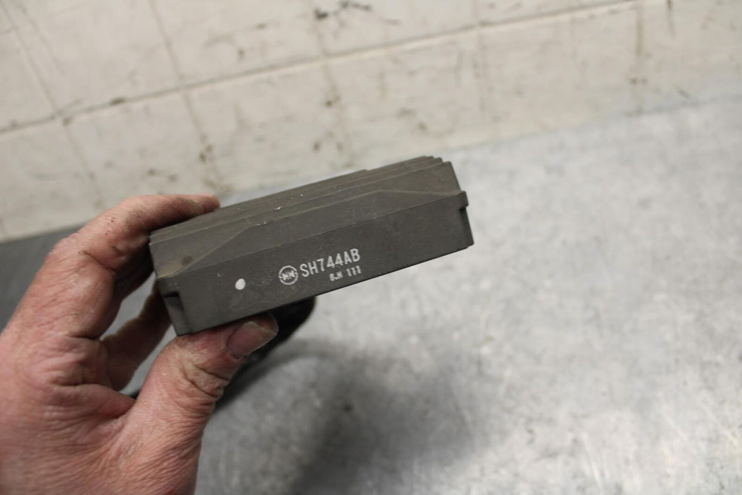 2009 Aprilia Shiver 750 SL750 RECTIFIER VOLTAGE REGULATOR BB506