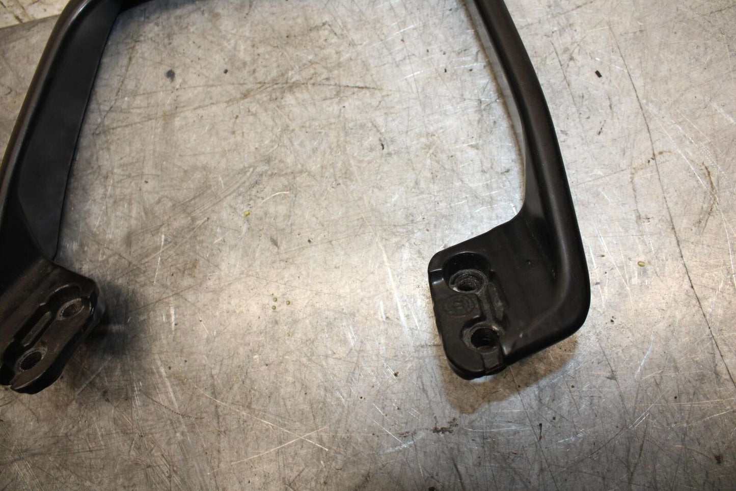 22-23 HUSQVARNA SVARTPILEN 401 PASSENGER REAR SEAT GRAB BAR HANDLE BB541