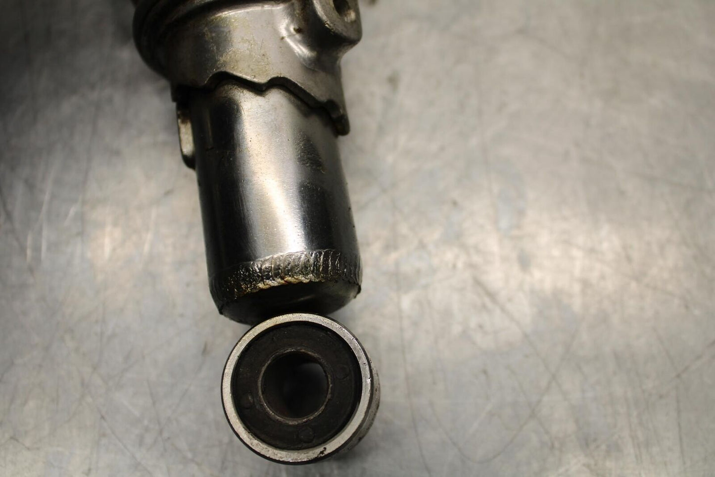 75 SUZUKI GT 550 REAR BACK SHOCK ABSORBER SUSPENSION BB67