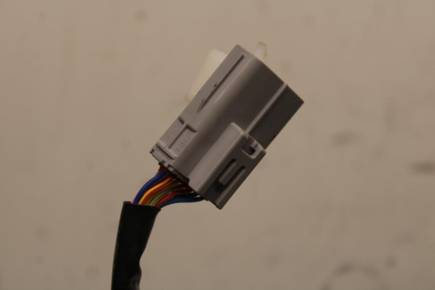 20-23 APRILIA RS660 LEFT CLIP ON HANDLE HORN SIGNALS SWITCH BB643