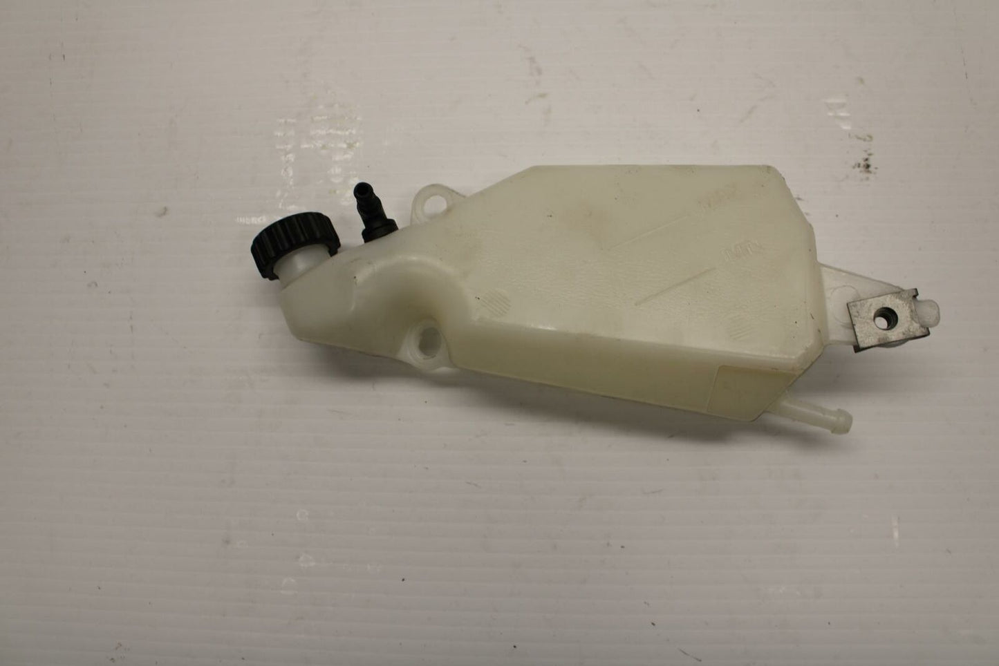 18-20 HUSQVARNA VITPILEN 401 COOLANT WATER TANK RESERVOIR BOTTLE BB248