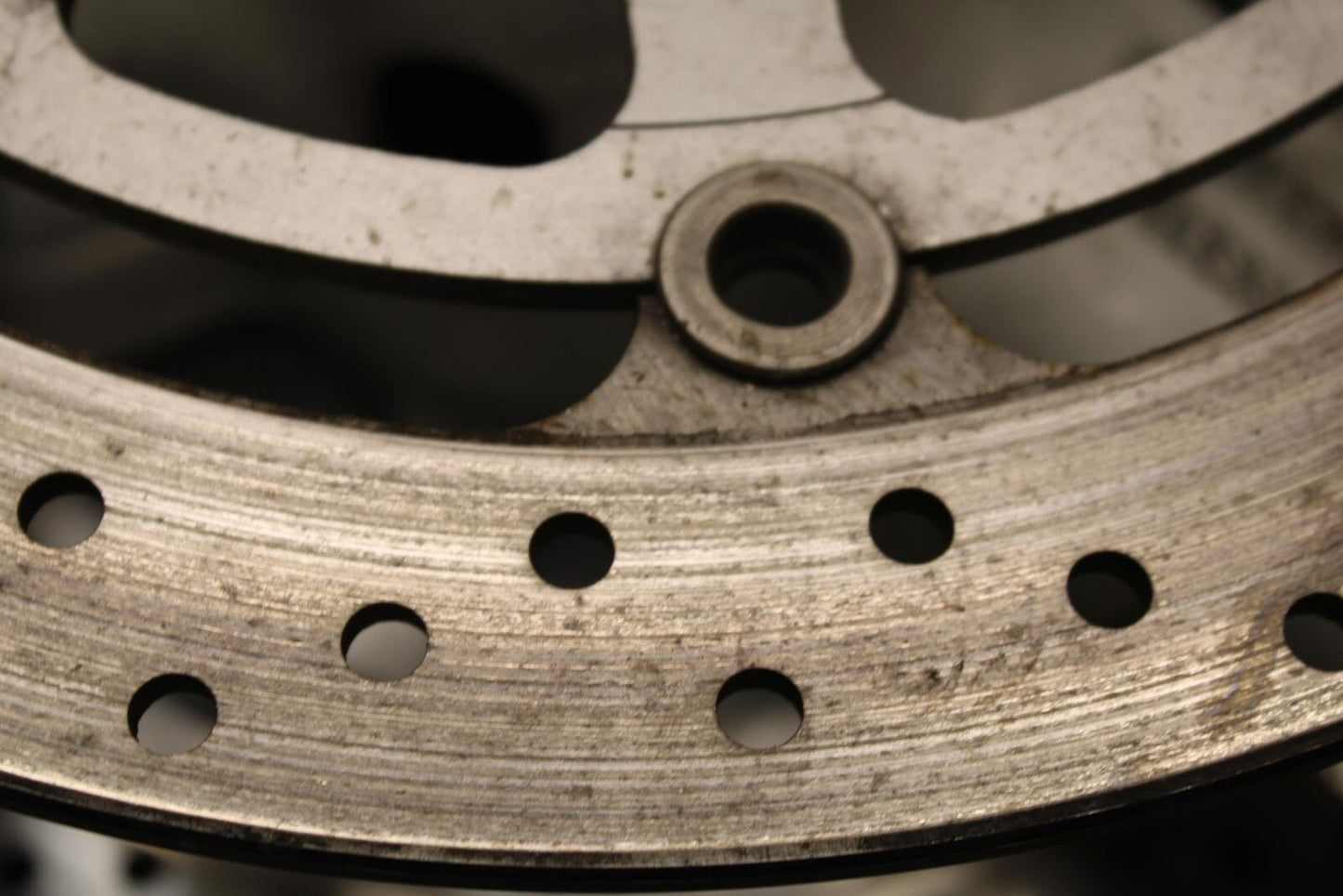 1999 Suzuki GSXR600 FRONT WHEEL AND LEFT RIGHT BRAKE ROTORS DISCS BB580