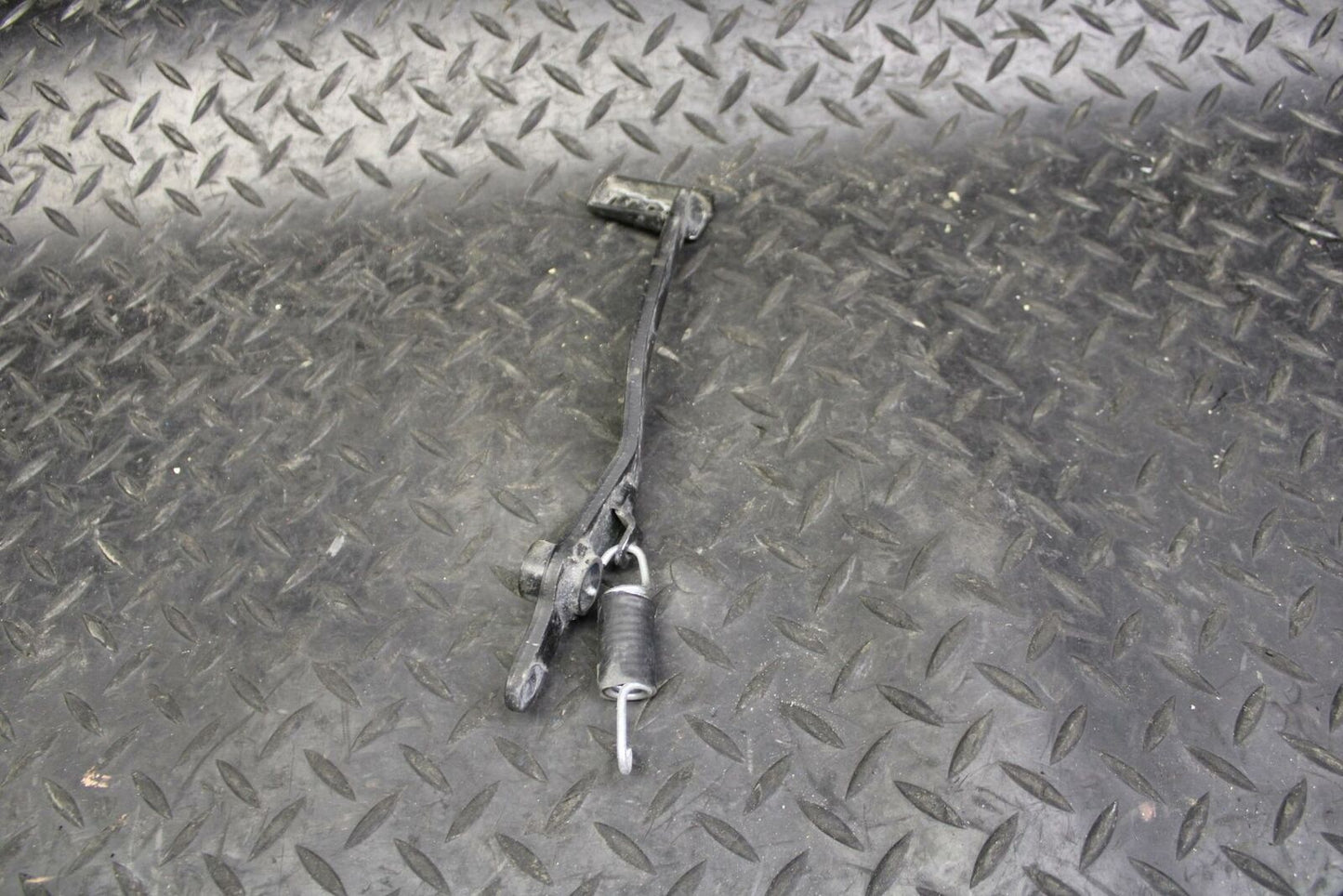 08 HONDA CBR125R RIGHT REARSET BRAKE FOOT PEDAL bb180