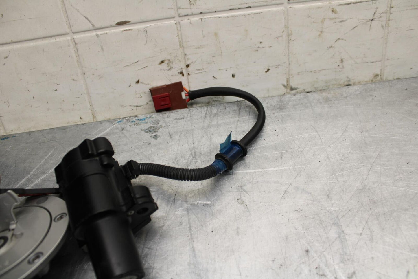 HONDA 3 WIRE IGNITION LOCK KEY SET W/ GAS CAP #B BB450
