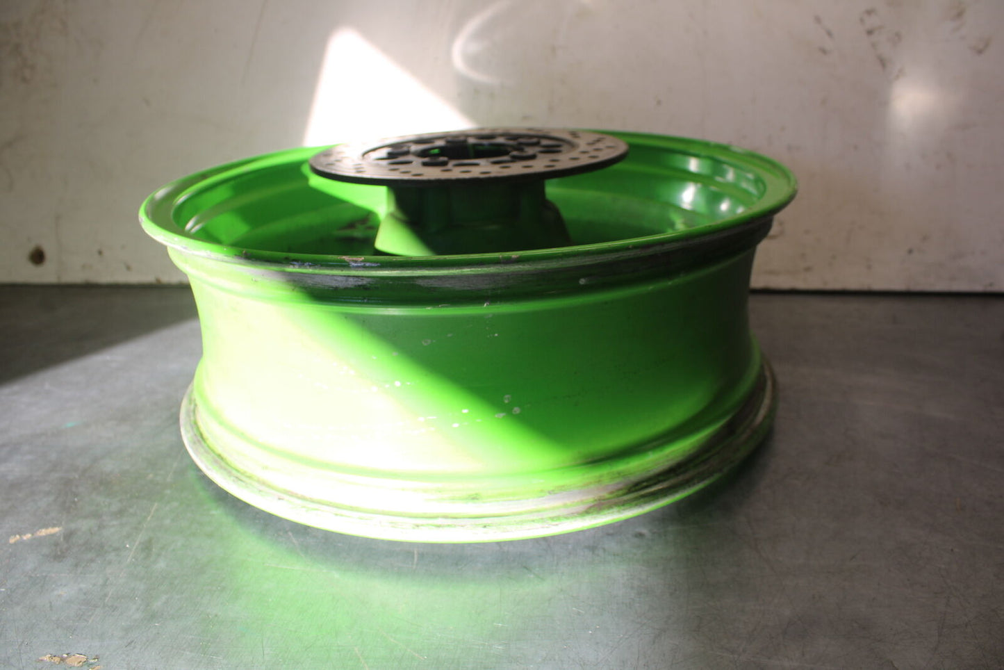 96-03 KAWASAKI NINJA ZX9R REAR WHEEL BACK RIM BB05