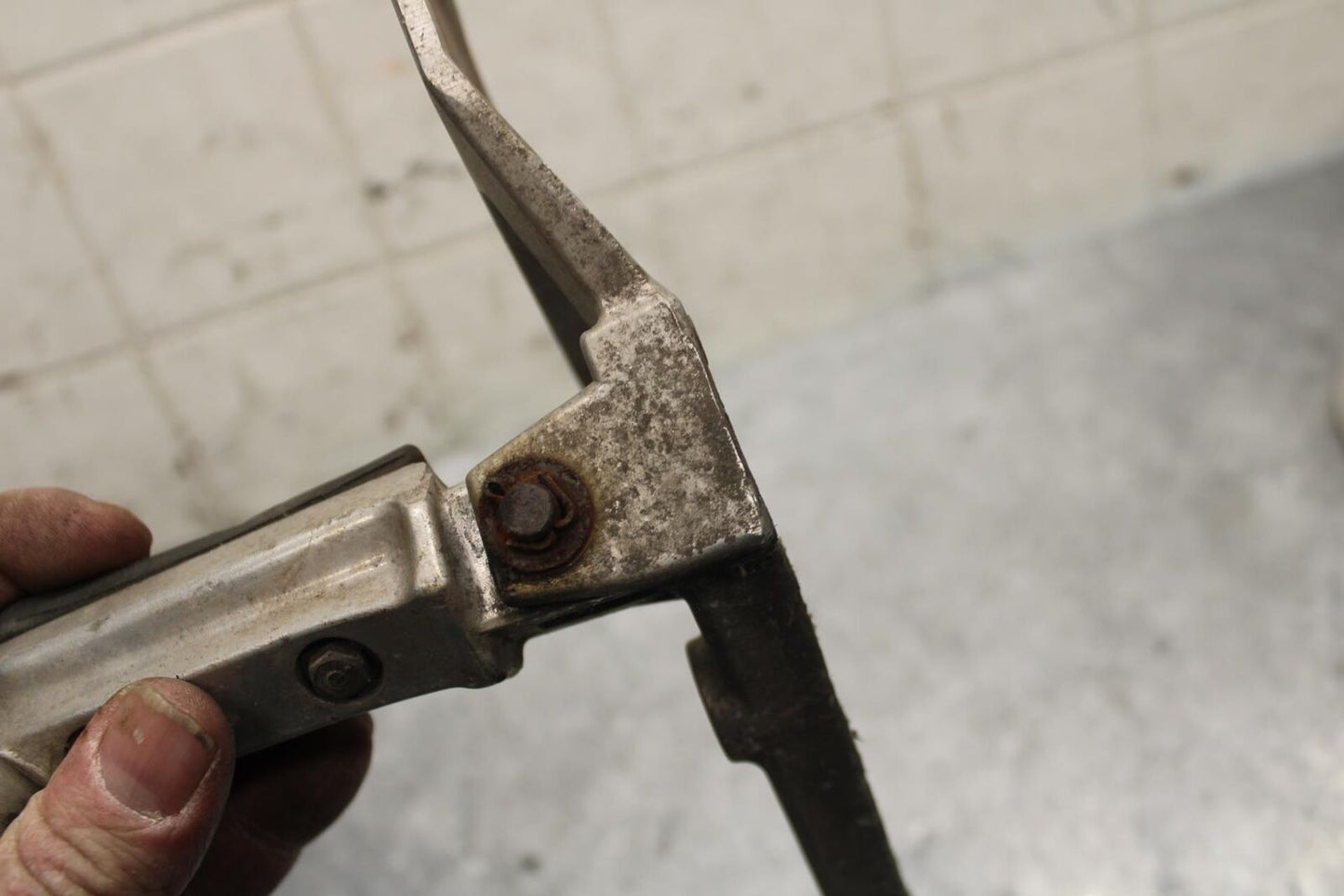1992 Honda CBR600F2 LEFT REARSET REAR SET DRIVER FOOT PEG REST STOP BB40