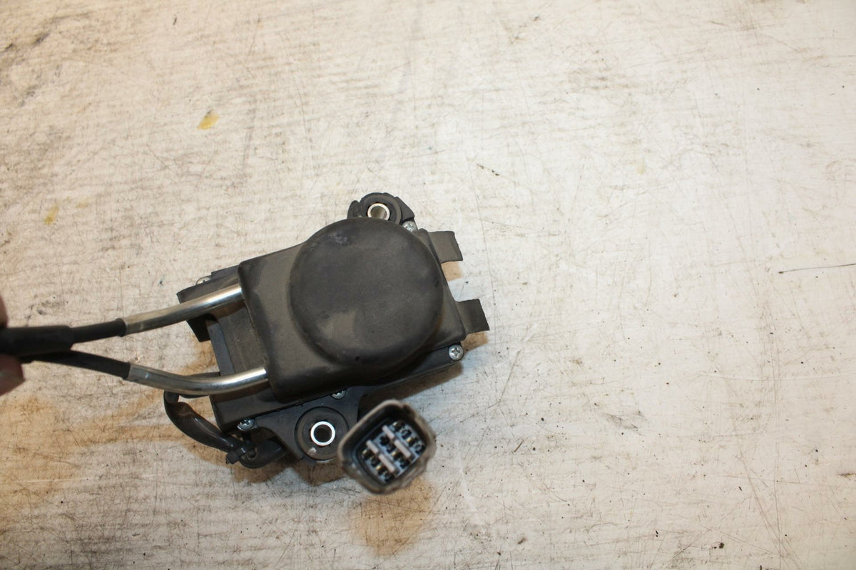 15-16 SUZUKI GSXS750 EXHAUST VALVE SERVO MOTOR BB374