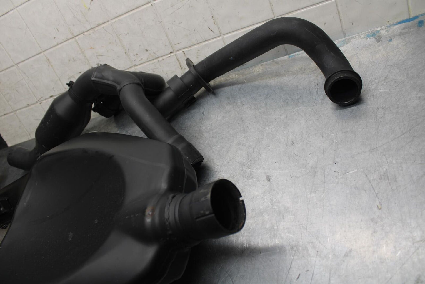 2009 Aprilia Shiver 750 SL750 FULL EXHAUST SYSTEM HEADERS PIPE MUFFLER BB506