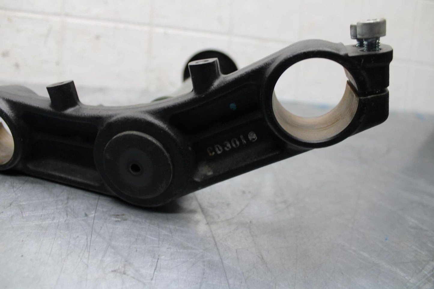 12-17 KAWASAKI NINJA 650 FRONT FORKS CLAMP LOWER TRIPLE TREE STEM BB470