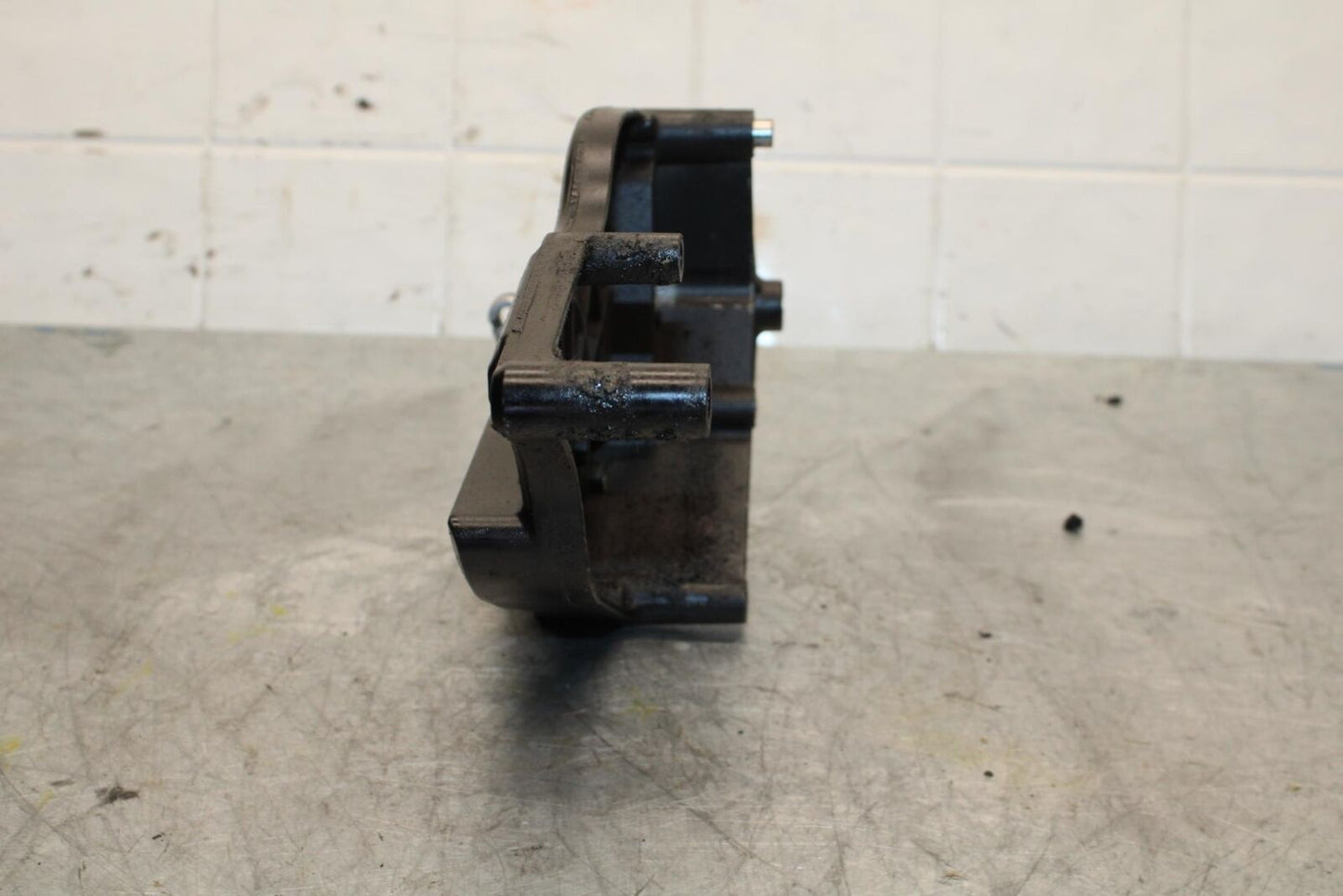2006 Suzuki GSXR600 ENGINE SPROCKET COVER BB447
