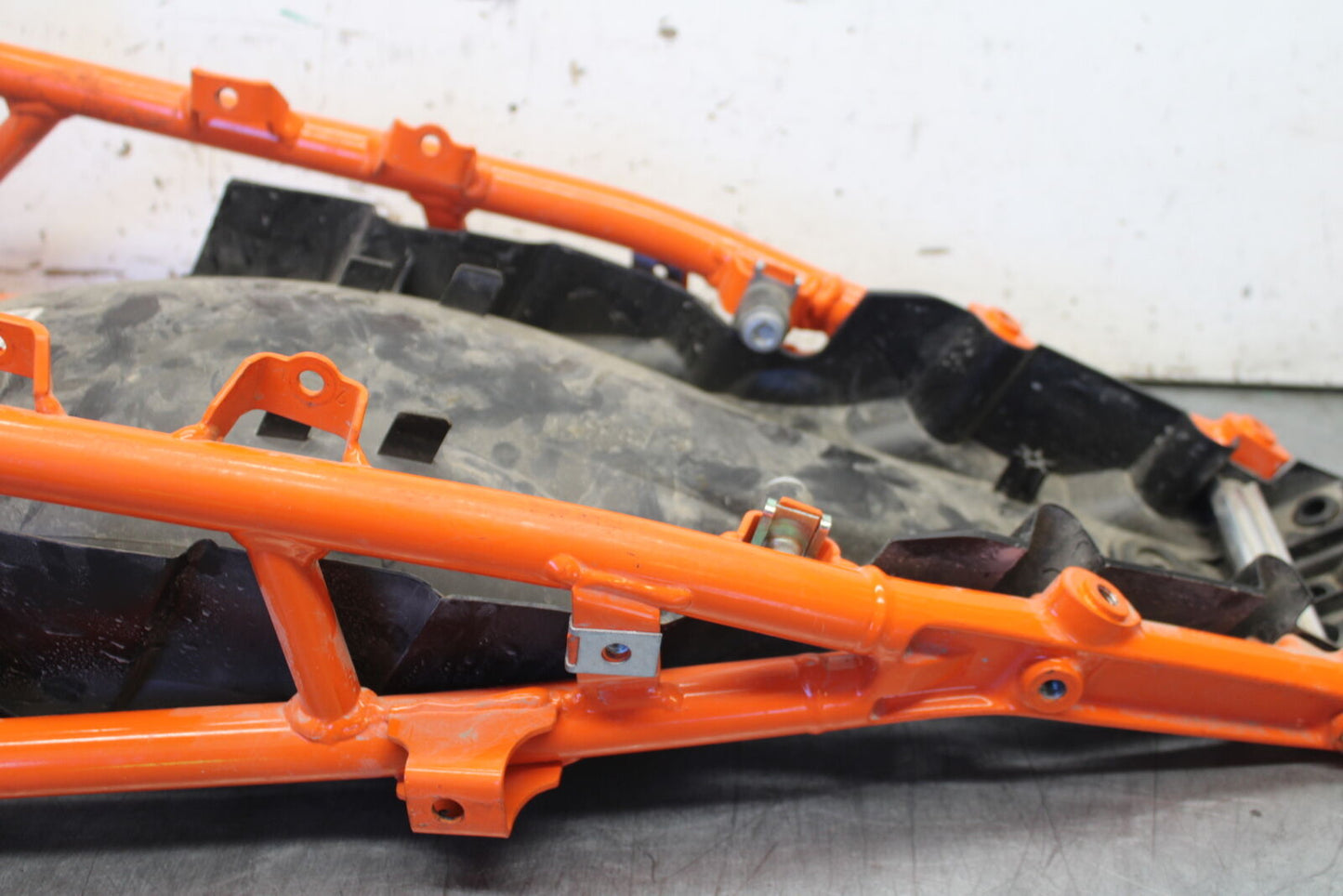 21-24 KTM 890 ADVENTURE R REAR SUBFRAME BACK SUB FRAME BB723