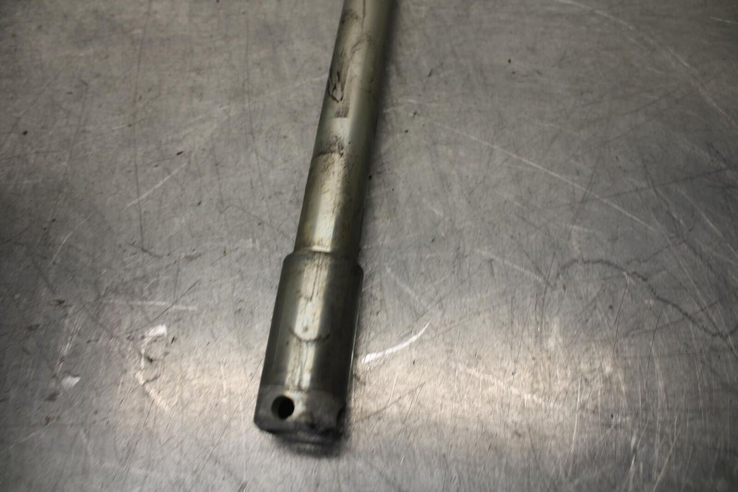 01-02 HONDA SHADOW SPIRIT 750 FRONT WHEEL RIM AXLE PIVOT BOLT BB632
