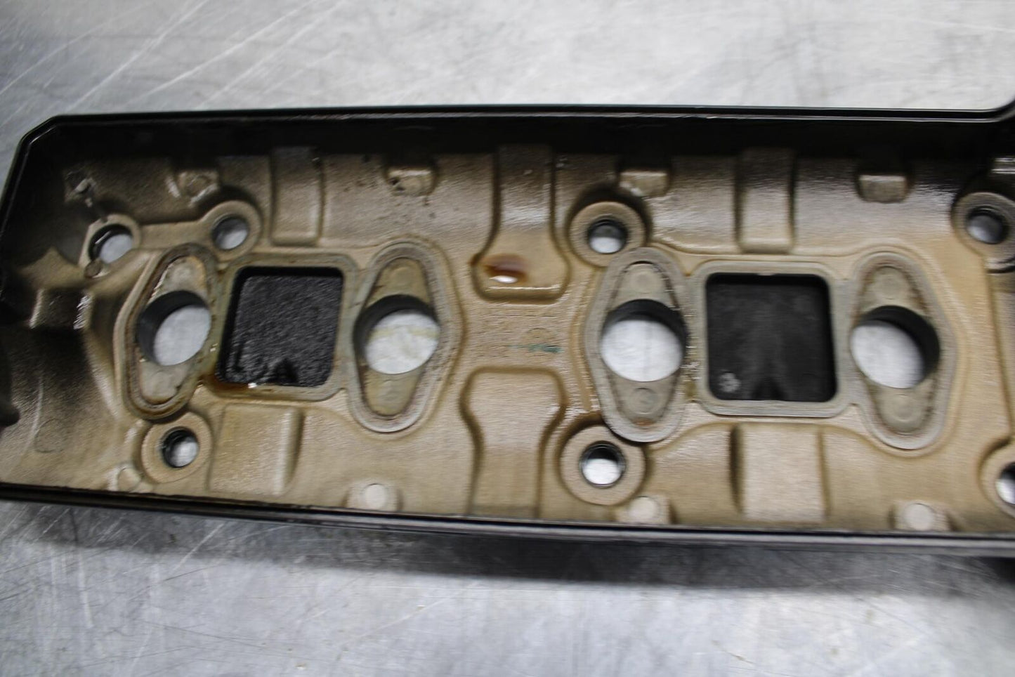 04-05 SUZUKI GSXR600 ENGINE TOP END CYLINDER HEAD COVER 11171-29G00 BB329