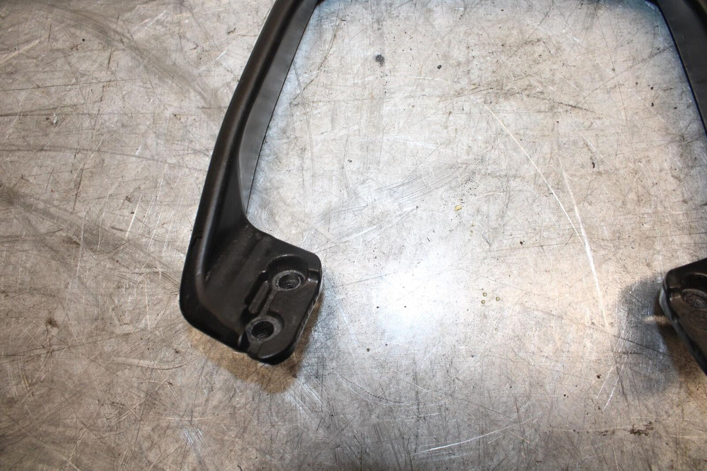 22-23 HUSQVARNA SVARTPILEN 401 PASSENGER REAR SEAT GRAB BAR HANDLE BB541