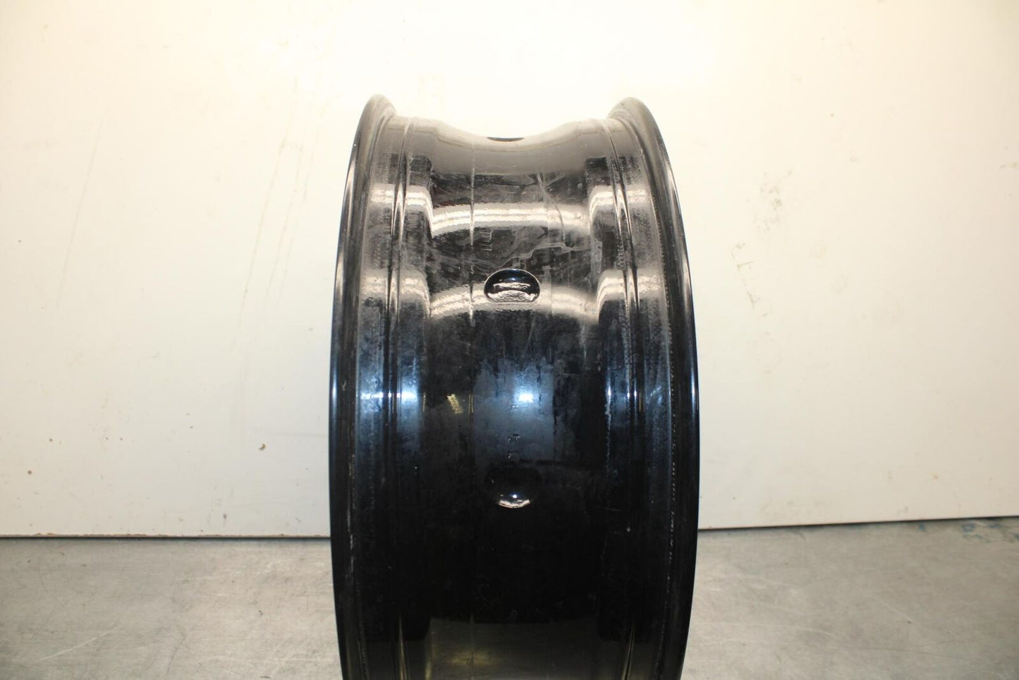 2016 BMW S1000R ABS REAR WHEEL AND ROTOR BACK BRAKE DISC BB604