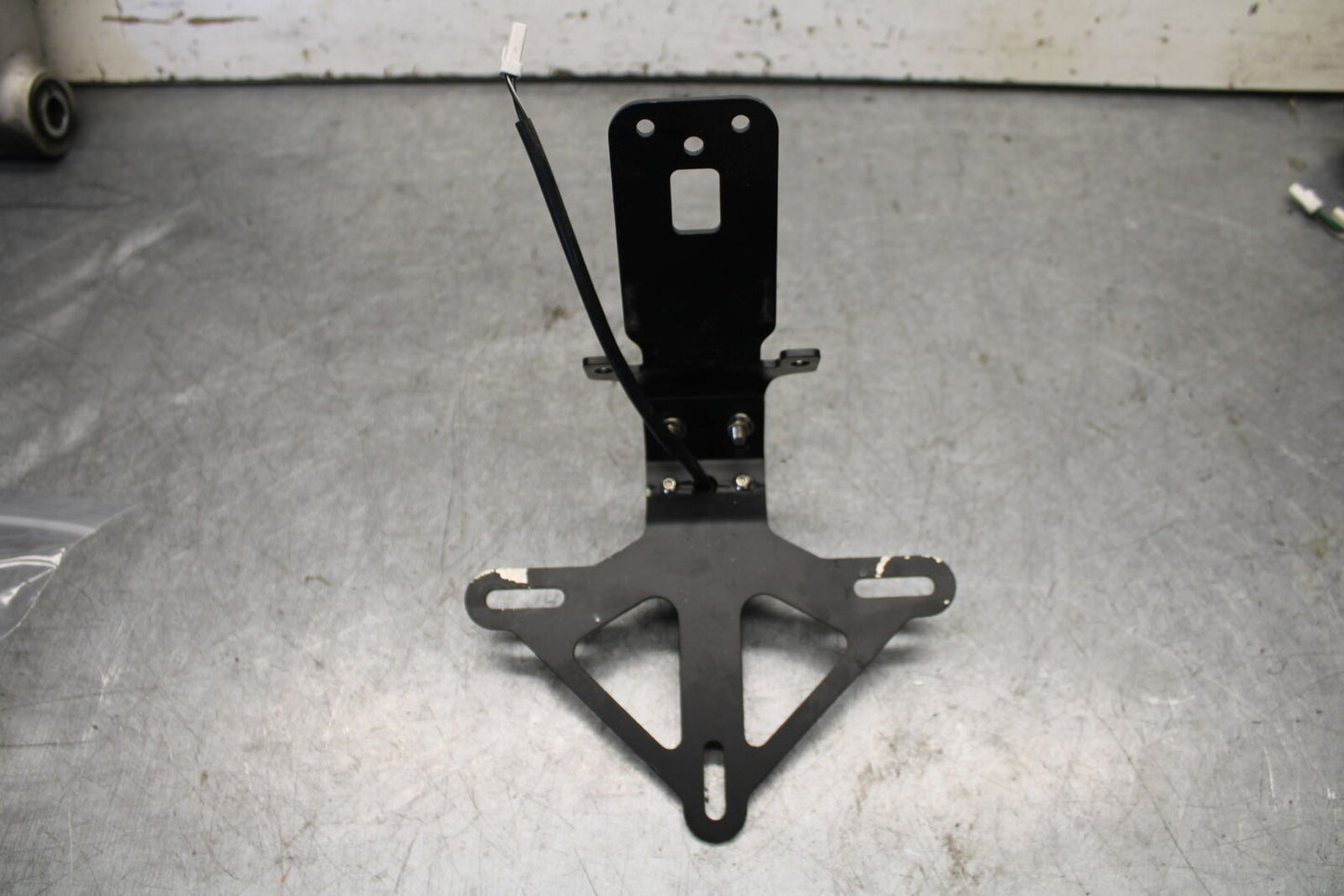 19-21 TRIUMPH SPEED TWIN 1200 REAR BACK TAIL LIGHT MOUNT BRACKET BB653