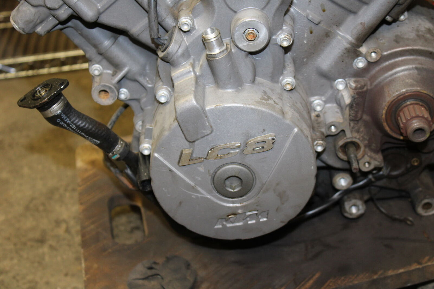 07-11 KTM 990 SUPER DUKE ENGINE MOTOR BB578