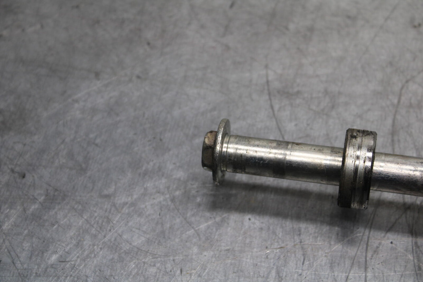 19-22 KAWASAKI Z400 REAR AXLE BACK WHEEL RIM PIVOT BOLT AXEL BB738