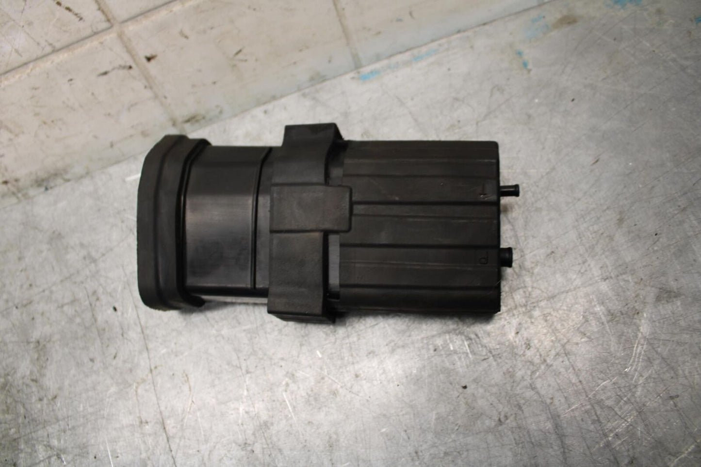 22-23 HUSQVARNA VITPILEN 401 EVAP VAPOR CHARCOAL EMISSION CANISTER BB541