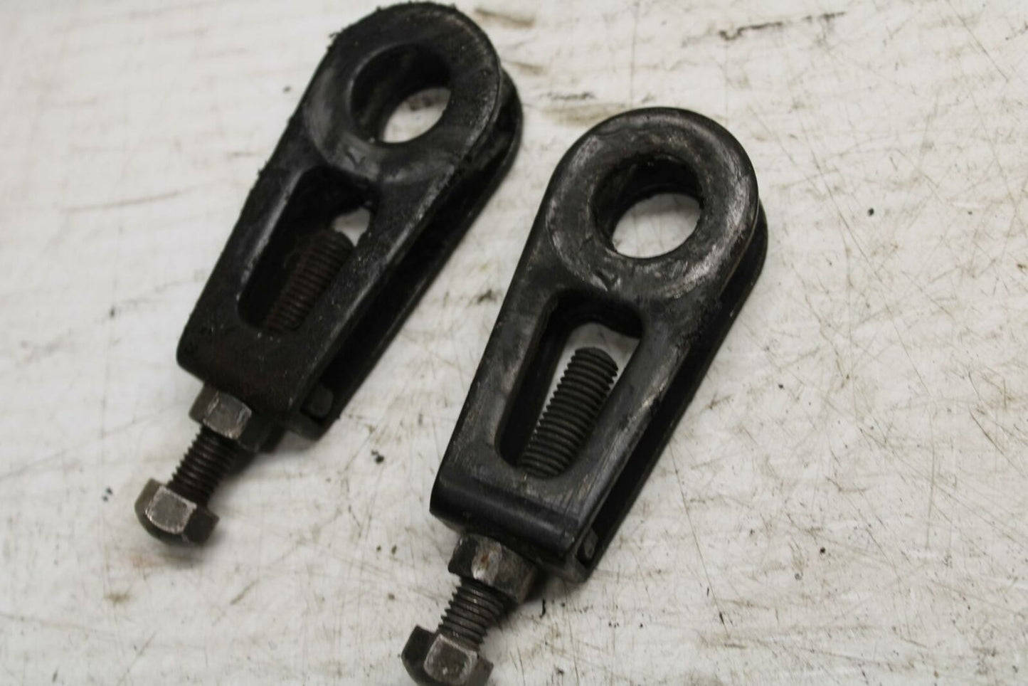 00-04 SUZUKI MARAUDER 800 VZ800 SWINGARM CHAIN TENSIONER ADJUSTMENT BB305