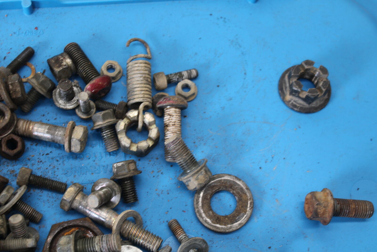 01-05 YAMAHA RAPTOR 660R MOUNTING BOLTS HARDWARE MOTOR SCREWS BB695
