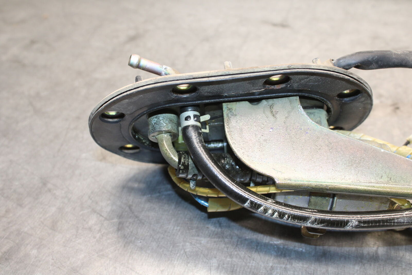 02-04 HONDA VTX1800S FUEL GAS PUMP BB712