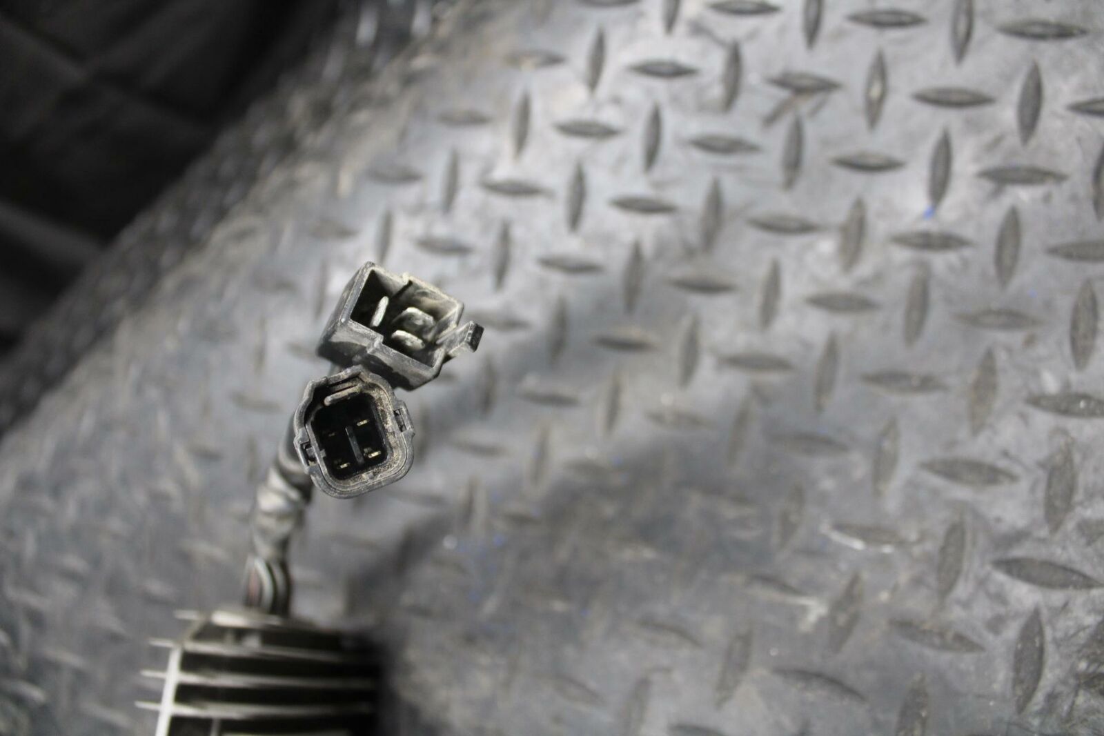 03 SUZUKI SV650S RECTIFIER VOLTAGE REGULATOR 32800-16G00 BB219